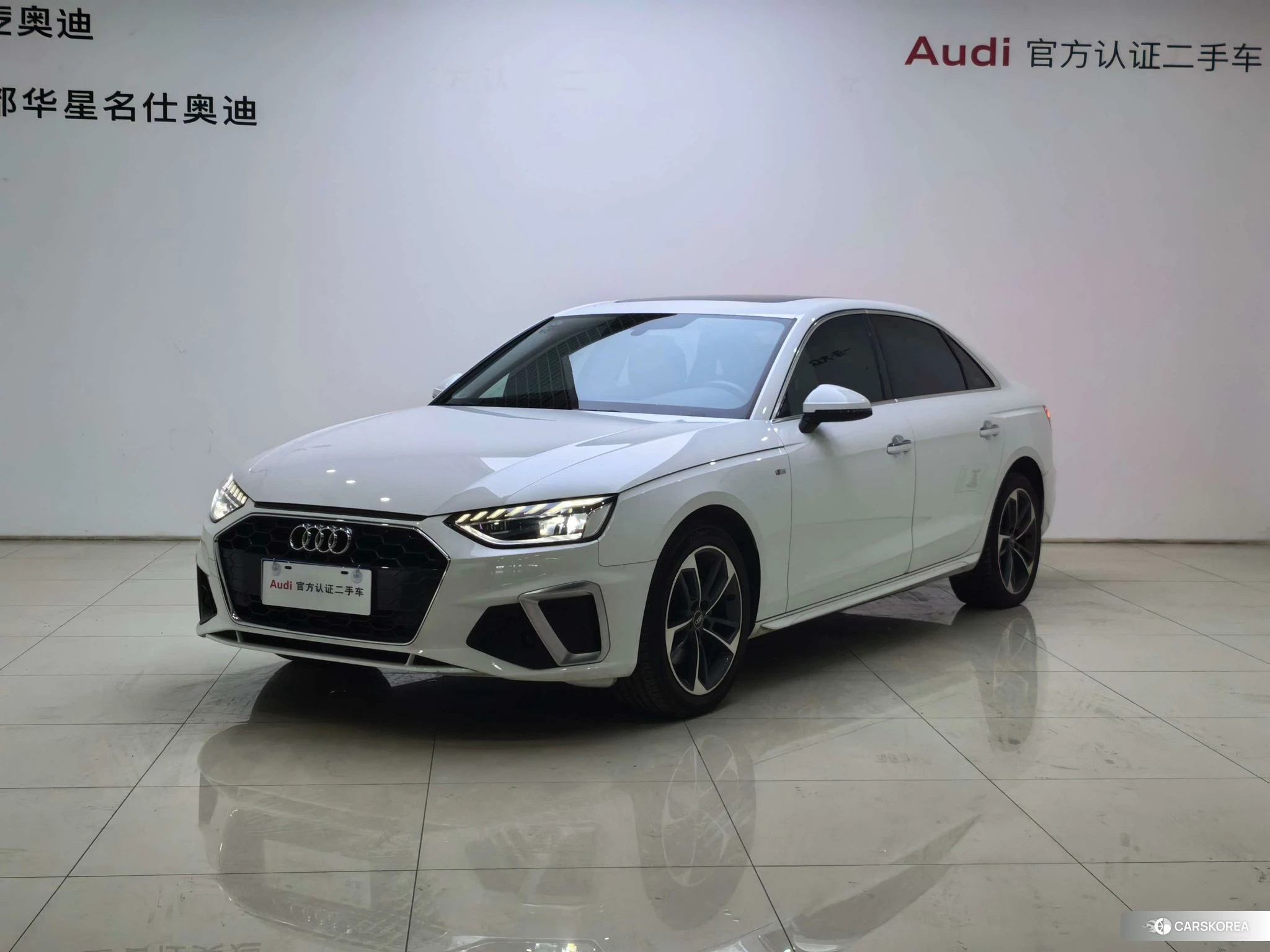 Audi A4L 2023 Белый из Китая, фото 3