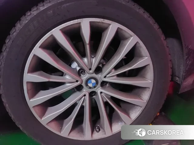 BMW 5 Series (G30) id 3011626 из Кореи 3