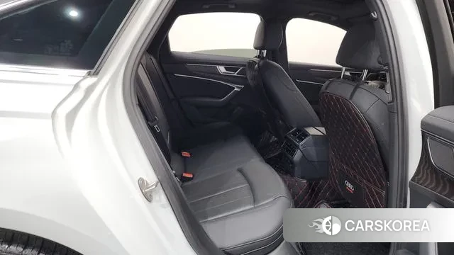 Audi A6 (C8) 2023 Белый из Кореи, фото 3