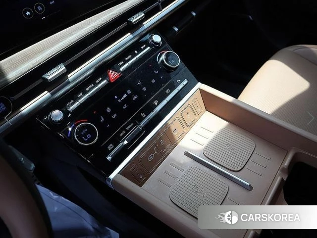 Hyundai Santa Fe (MX5) 2024 Белый из Кореи, фото 3