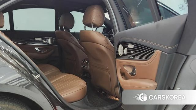 Mercedes-Benz E-Class W213 2023 Серый из Кореи, фото 3