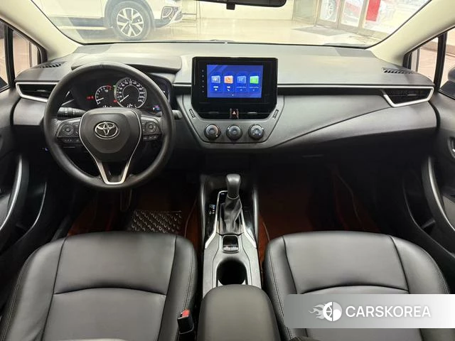 Toyota Corolla 2023 Белый из Китая, фото 3