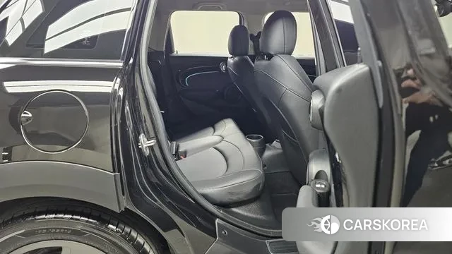 Mini Cooper 2022 Черный из Кореи, фото 3