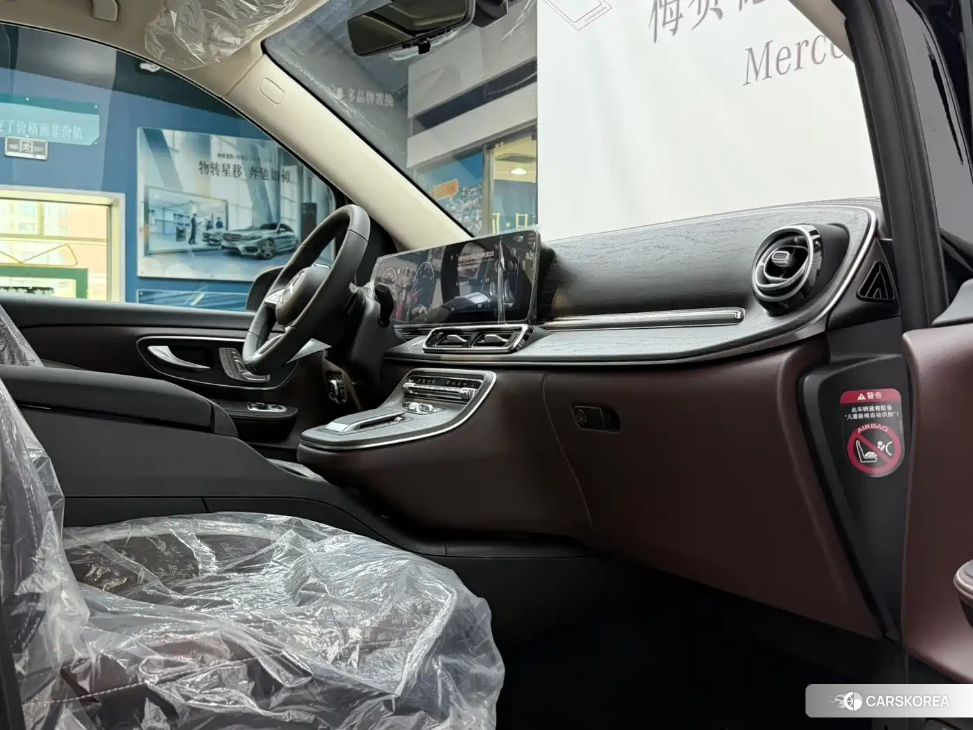 Mercedes-Benz V-Class 2026 Черный из Китая, фото 3