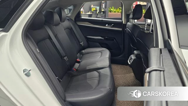 Kia K5 3rd generation 2023 Белый из Кореи, фото 3