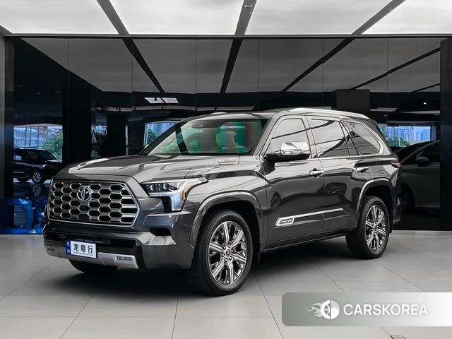 Toyota Sequoia 2024 Темно-серый из Китая, фото 3