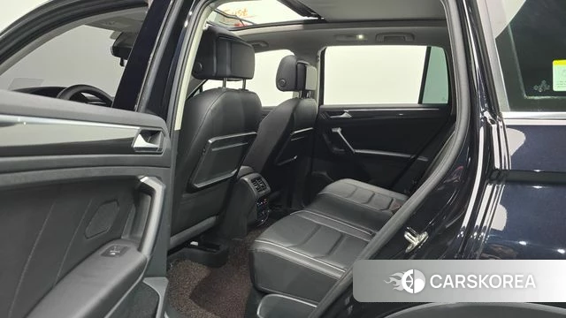 Volkswagen Tiguan second Generation 2020 Черный из Кореи, фото 3