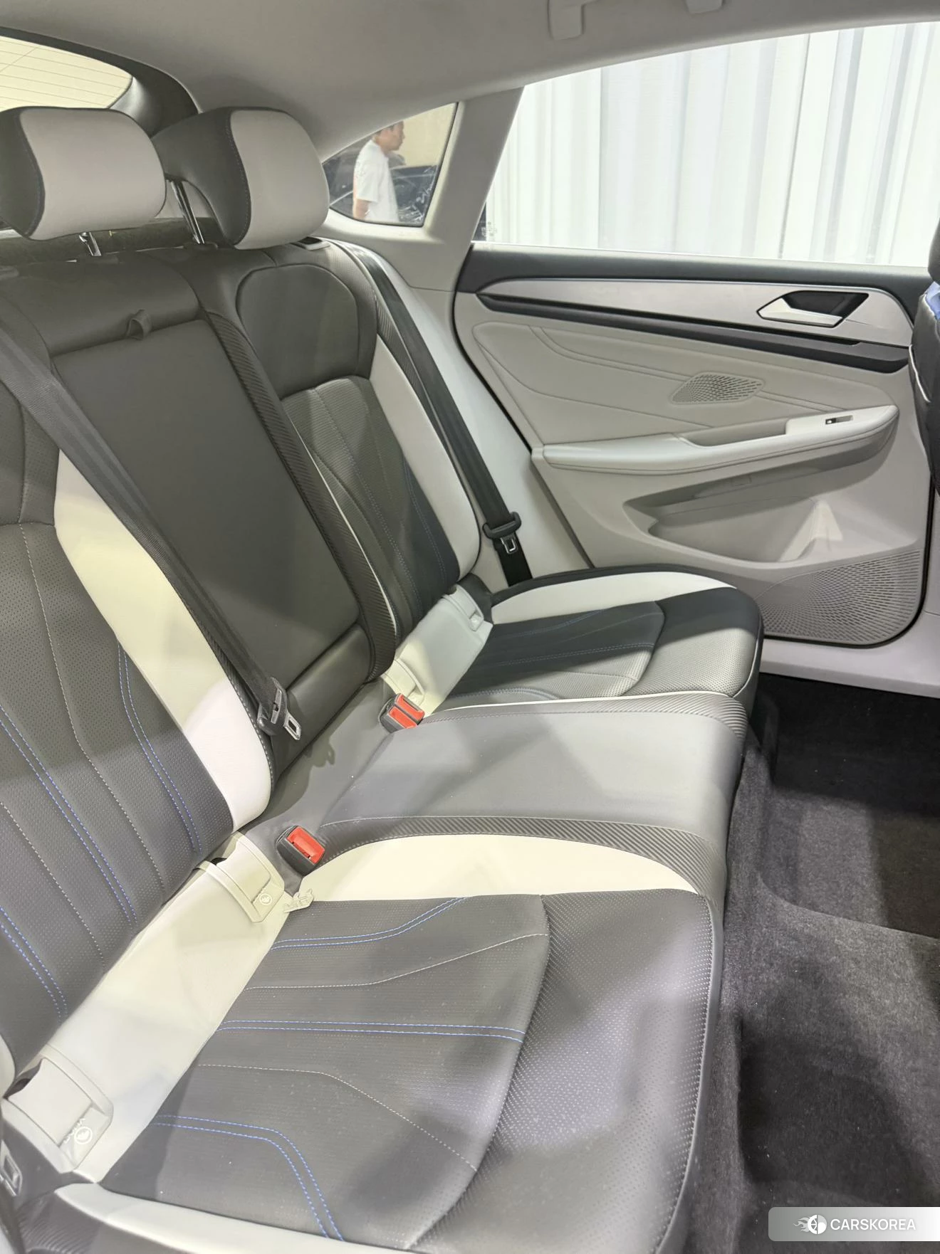 Volkswagen Lingdu 2022 Красный из Китая, фото 3