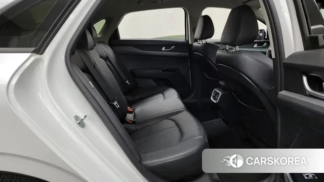 Kia The New K5 3rd generation 2024 Белый из Кореи, фото 3