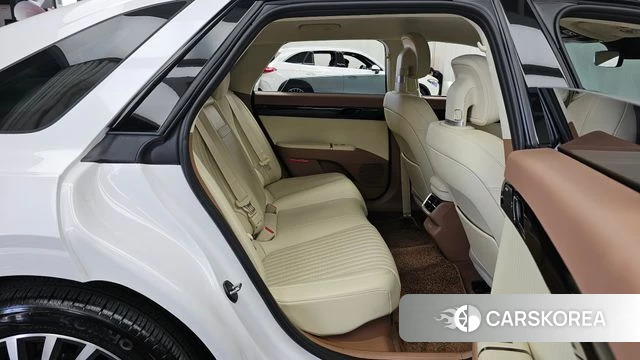 Hyundai Grandeur Hybrid (GN7) 2024 Белый из Кореи, фото 3