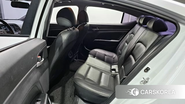 Hyundai Avante AD 2018 Белый из Кореи, фото 3