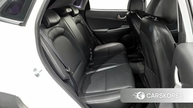 Hyundai Kona 2018 Белый из Кореи, фото 3