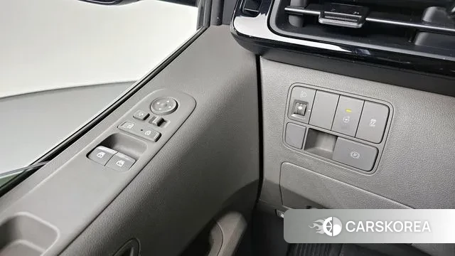 Hyundai Staria 2023 Черный из Кореи, фото 3