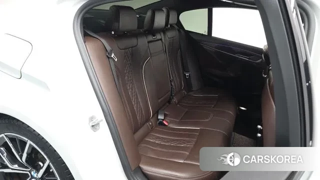 BMW 5 Series (G30) 2020 Белый из Кореи, фото 3