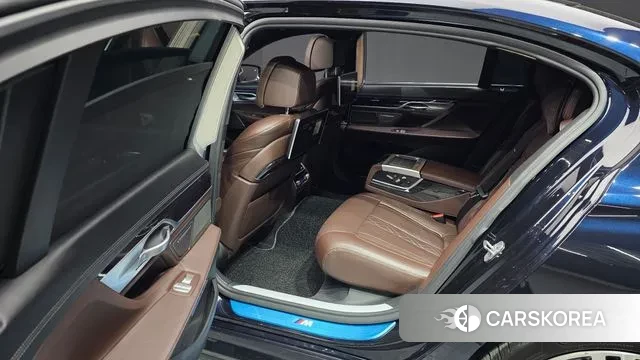 BMW 7 Series (G11) 2018 Синий из Кореи, фото 3