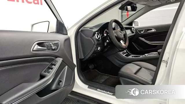 Mercedes-Benz GLA-Class X156 2019 Белый из Кореи, фото 3