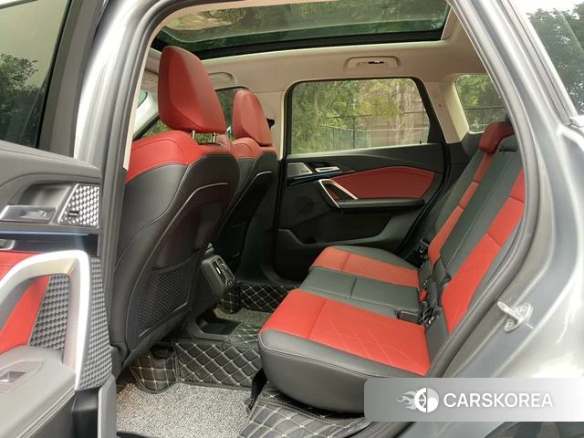 BMW X1 2023 Серебристо-серый из Китая, фото 3