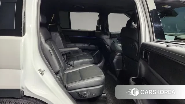 Hyundai Santa Fe (MX5) 2024 Белый из Кореи, фото 3