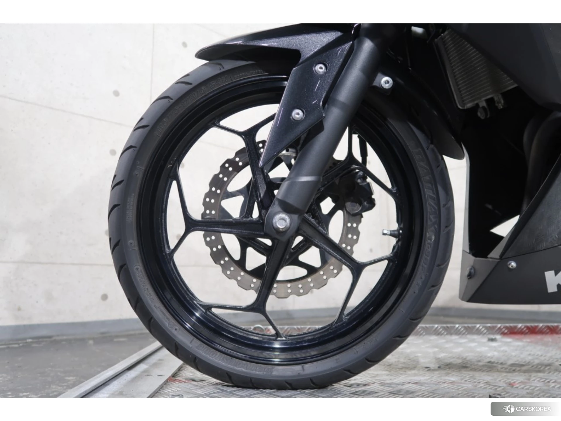 Проданный Kawasaki NINJA 250 2016 из Японии, фото 4