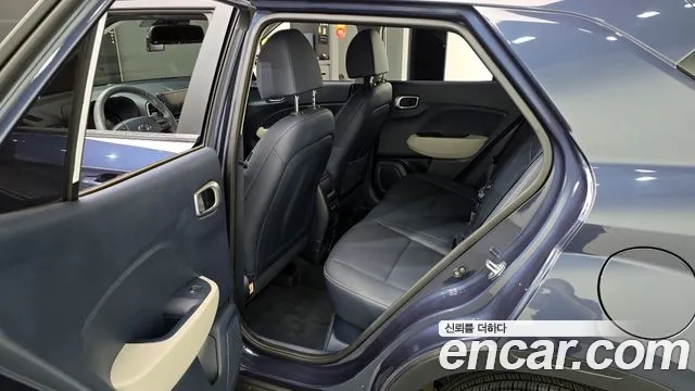 Hyundai Venue 2023 Синий из Кореи, фото 3