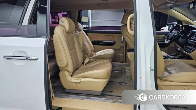 Kia The New Carnival 2018 Белый из Кореи, фото 3