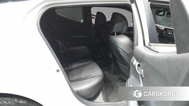 Hyundai Veloster (JS) 2018 Белый из Кореи, фото 3