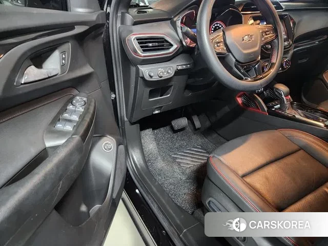 Chevrolet (GM Daewoo) Trailblazer 2023 Черный из Кореи, фото 3