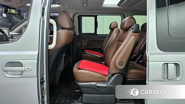 Hyundai The New Grand Starex 2018 Серебряный двухцветный из Кореи, фото 3