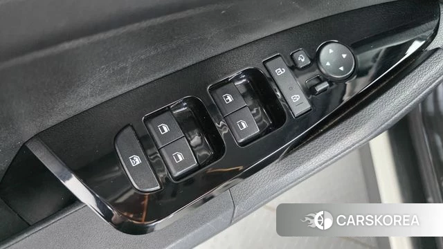 Kia Sportage 5th Generation 2022 Белый из Кореи, фото 3