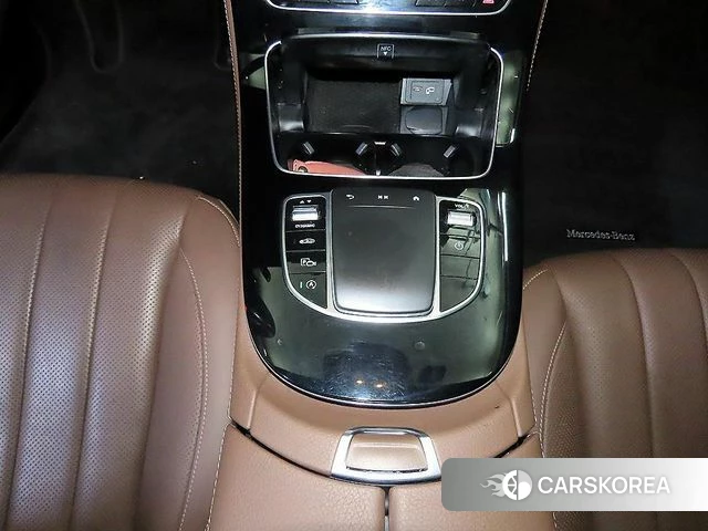 Mercedes-Benz E-Class W213 2021 Черный из Кореи, фото 3
