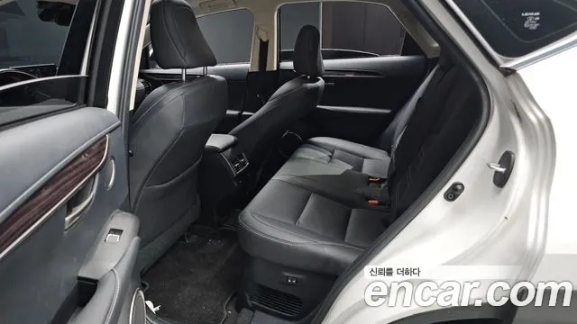 Lexus NX300h 2020 Белый из Кореи, фото 3