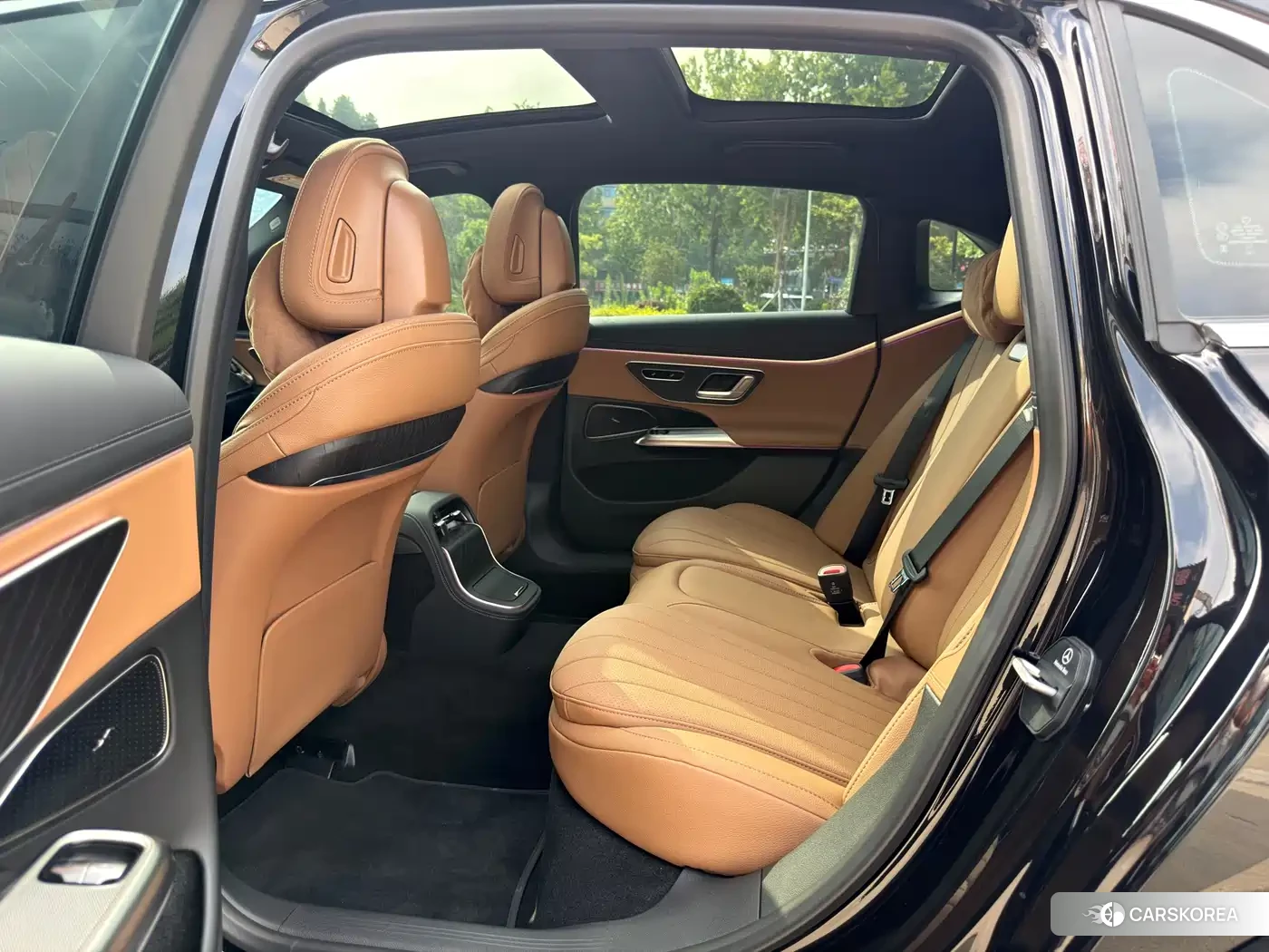 Mercedes-Benz E-Class 2026 Черный из Китая, фото 3