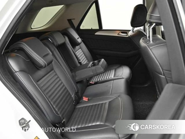Mercedes-Benz GLE - Class W166 2018 Белый из Кореи, фото 3