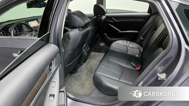 Honda Accord 10th Generation 2018 Серебристо-серый из Кореи, фото 3