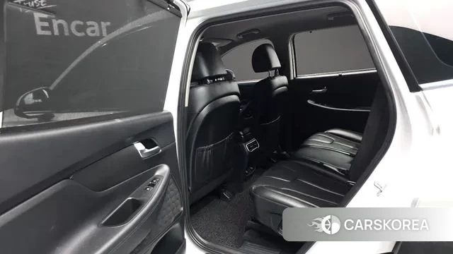 Hyundai The New Santa Fe 2021 Белый из Кореи, фото 3