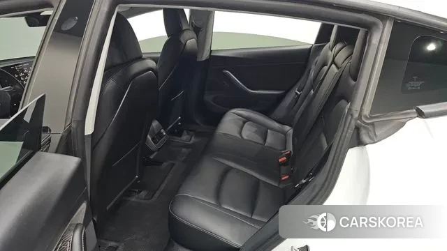 Tesla Model 3 2020 Белый из Кореи, фото 3