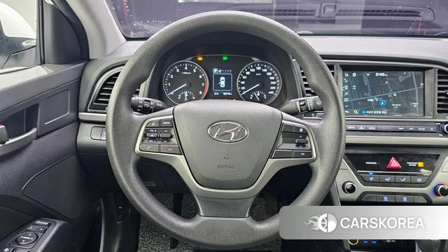 Hyundai Avante AD 2018 Белый из Кореи, фото 3