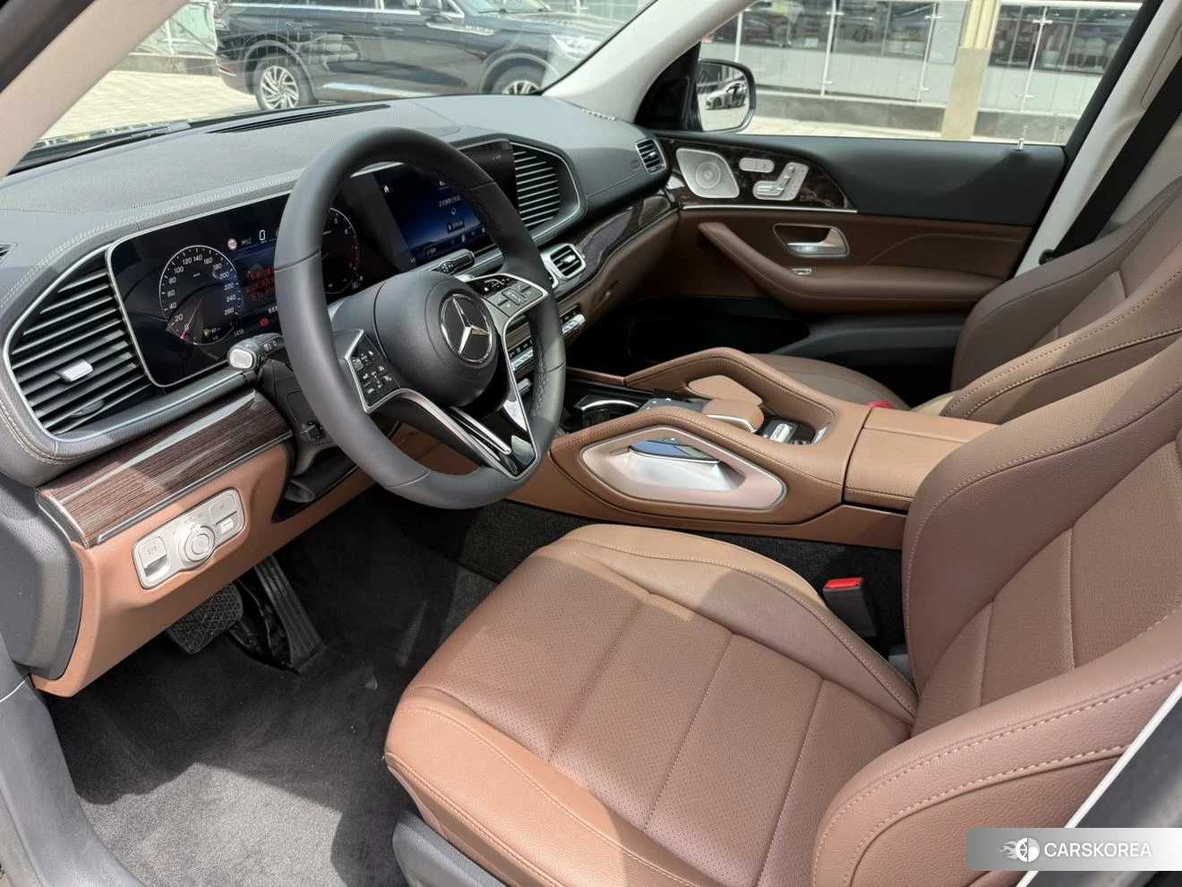 Mercedes-Benz GLE (import) 2024 Черный из Китая, фото 3