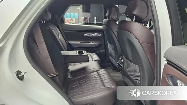 Genesis GV70 2021 Белый из Кореи, фото 3