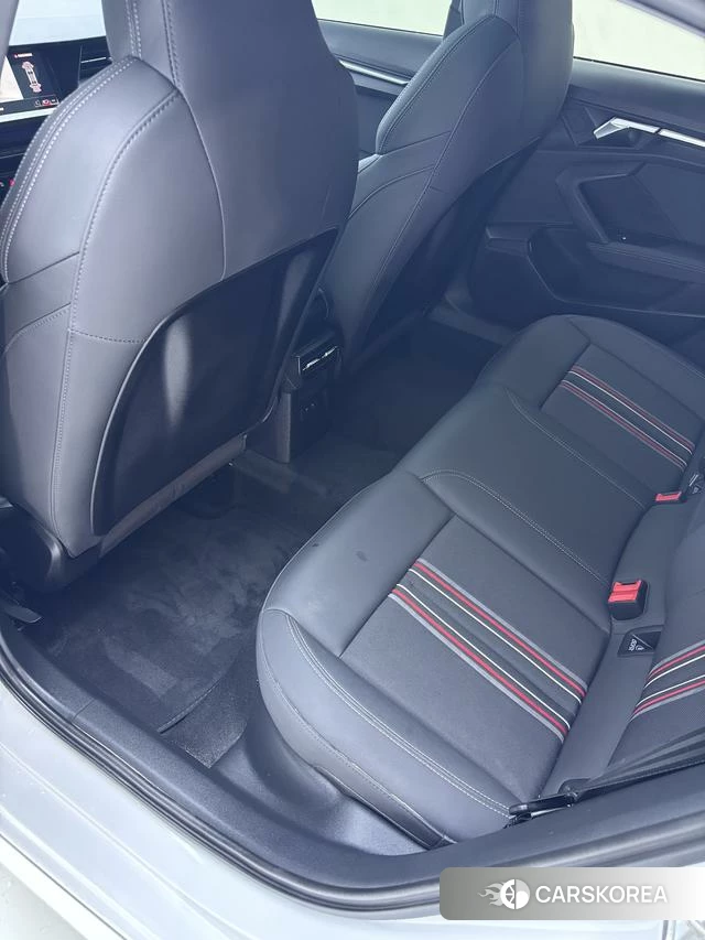 Audi A3 2023 Белый из Китая, фото 3