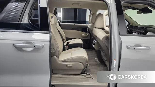 Kia The New Carnival 4th Generation 2025 Серый из Кореи, фото 3