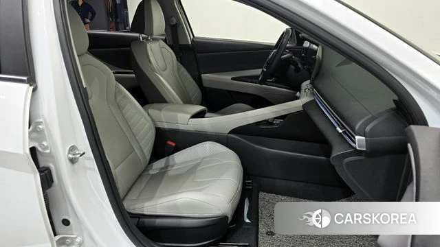 Hyundai Avante (CN7) 2022 Белый из Кореи, фото 3