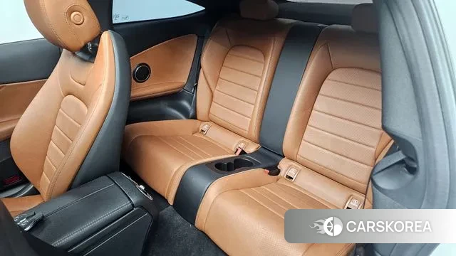 Mercedes-Benz C-Class W205 2018 Белый из Кореи, фото 3