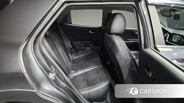 Kia Stonic 2018 Серый из Кореи, фото 3