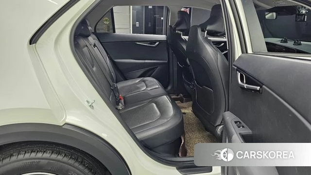 Kia Di Ol Nu Niro 2022 Белый из Кореи, фото 3