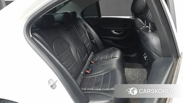 Mercedes-Benz C-Class W205 2019 Белый из Кореи, фото 3