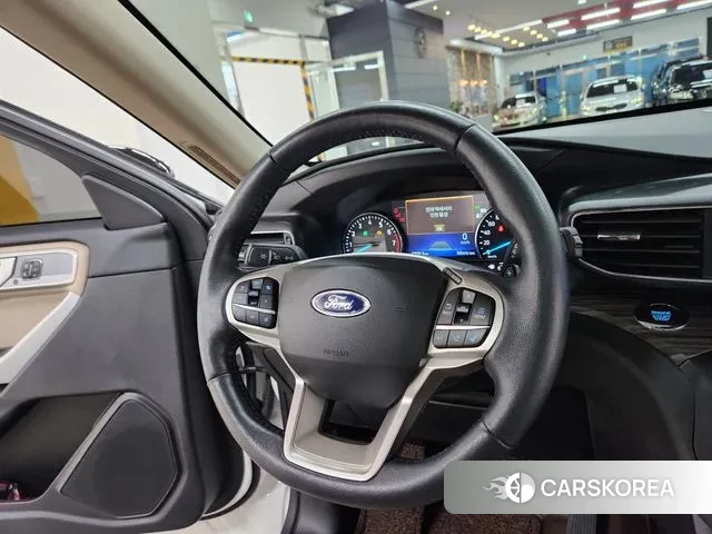 Ford Explorer 6th Generation 2020 Белый из Кореи, фото 3