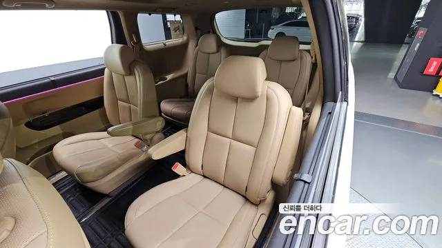 Kia The New Carnival id 2690679 из Кореи 3