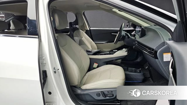 Kia EV6 2023 Белый из Кореи, фото 3