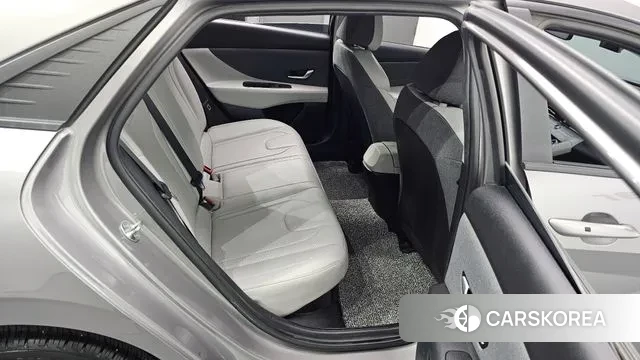 Hyundai Avante Hybrid (CN7) 2022 Серый из Кореи, фото 3